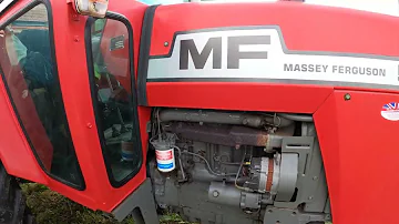 Kolik koní má traktor Massey Ferguson 575?