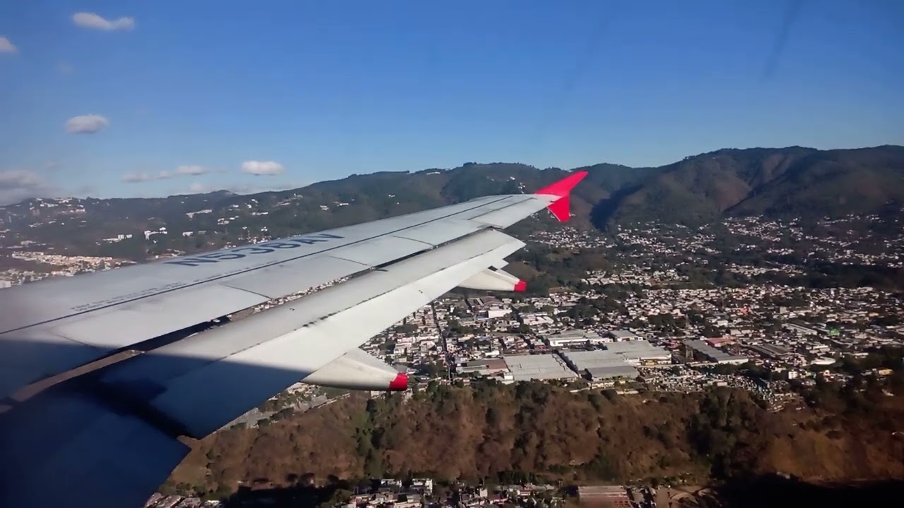 AV742 Landing to La Aurora International Airport(Guatemala City)
