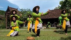 TARI MENANAM PADI PGSD FKIP UST 7C KELOMPOK 4 2017  - Durasi: 7:12. 