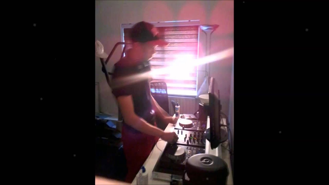 DJRefisLMG - You Make Me 