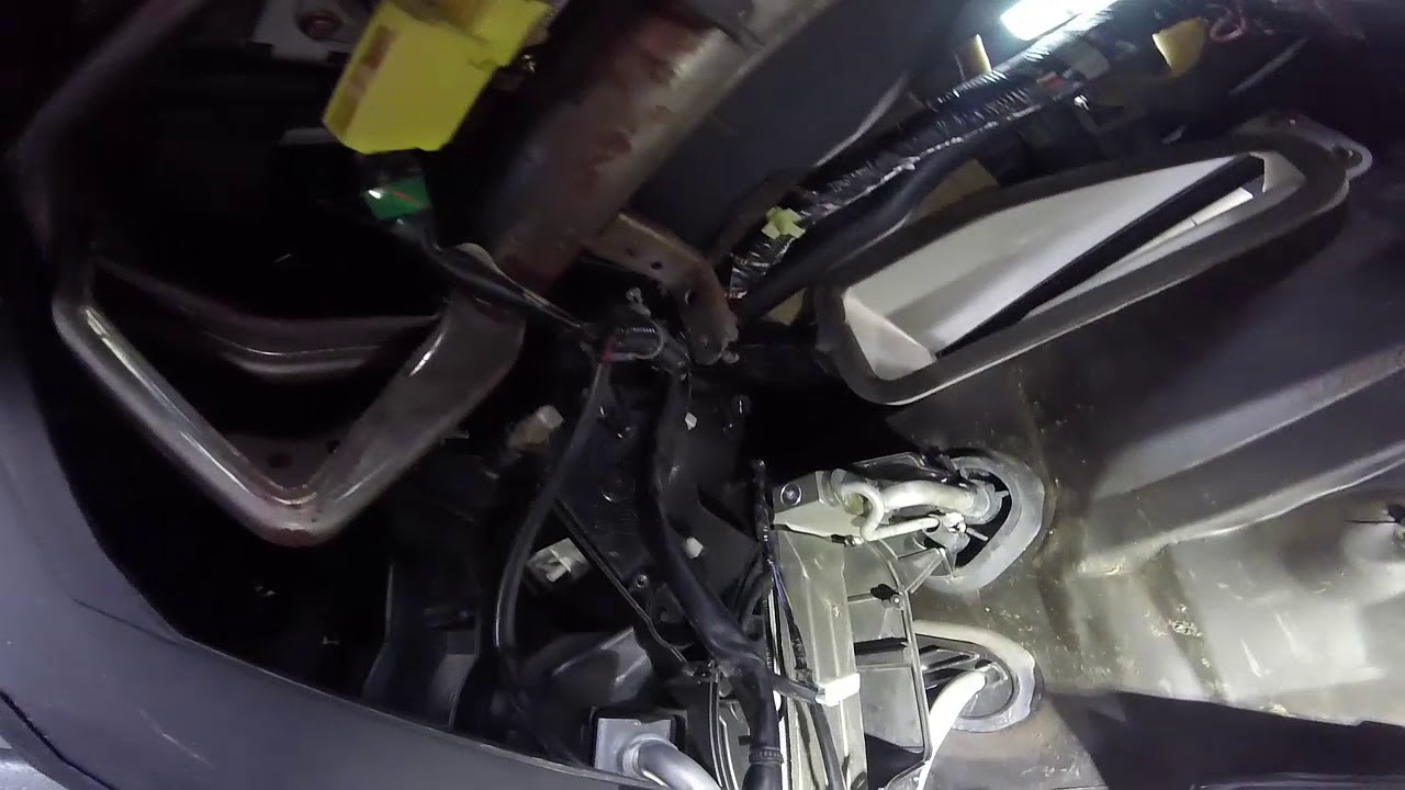Nissan Murano 2003 - 07 A/C Expansion Valve location - YouTube Nissan Murano 2003 - 07 A/C Expansion Valve location - YouTube