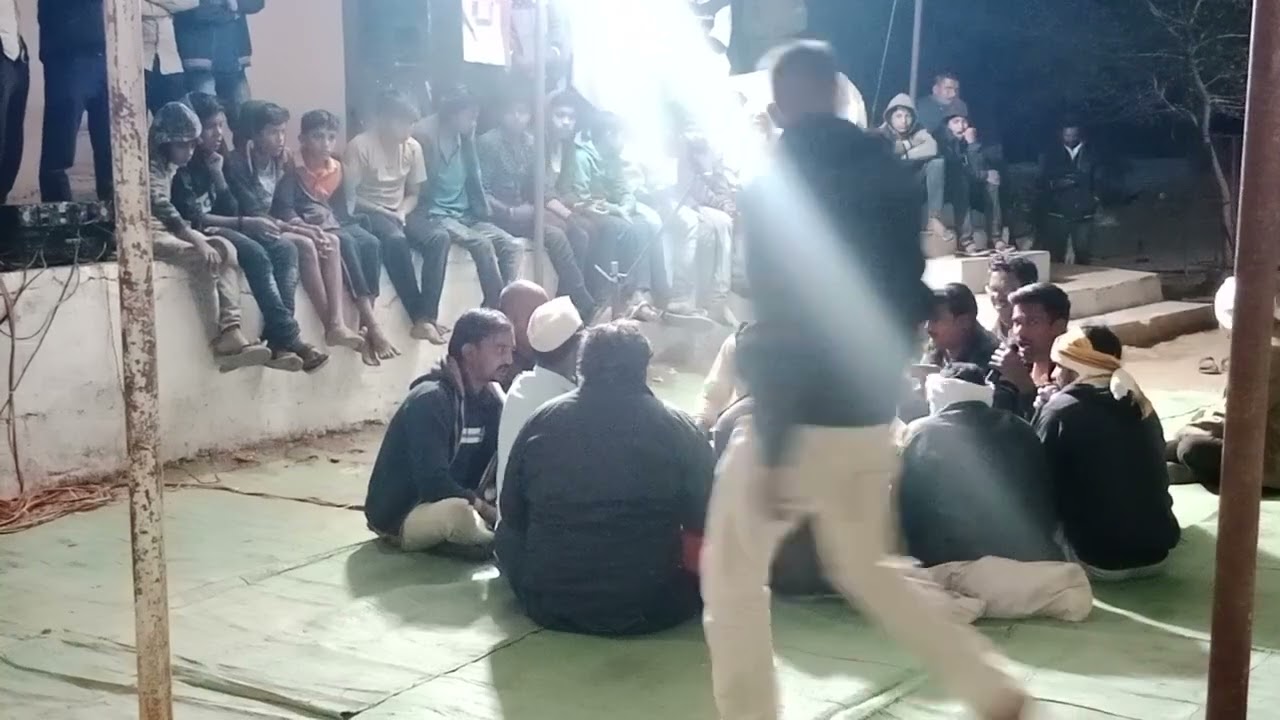 विघ्नहरण तु गौरी गणेशा गन बारी.. आरेगाव भजन मंडळ अळणगावा मध्ये झालेला ..श्री लालन शेष महाराज की जय🙏🙏