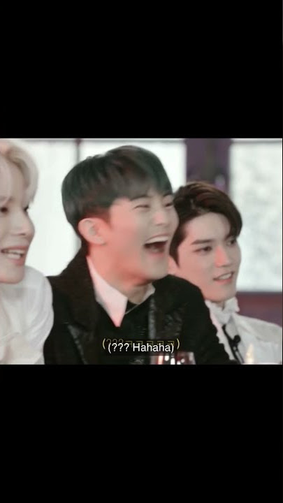 Ketawa sama ngakaknya mark #nct #nct127 #vampire