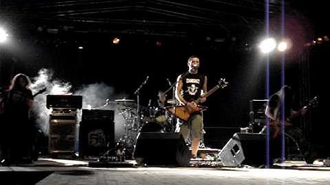 FuZZ FuZZ MaCHiNe - IRIE live @concerto per un amico 