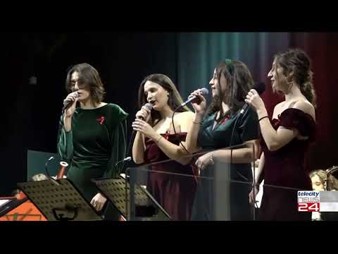 21/12/23 - Emozioni in musica al teatro Comunale di Ovada per il concerto degli auguri