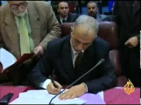 تصدع التحالف الرئاسي الحاكم في الجزائر
