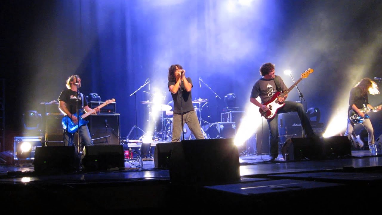 Willis Drummond I   Social Antzokia 17 05 2014