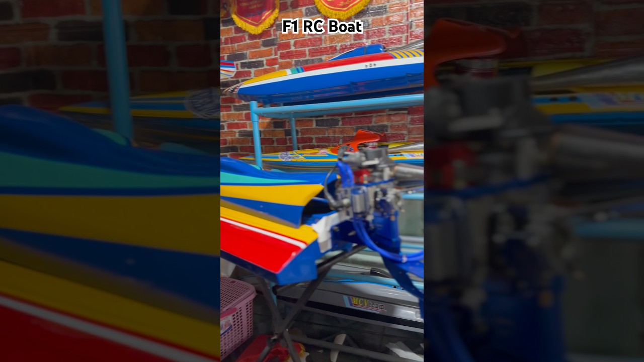 F1 RC boat 