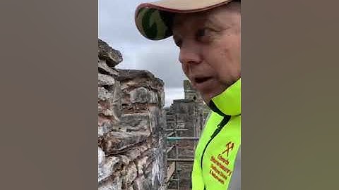 Lime pointing, Welsh stonemason, Edwards stonemasonry.