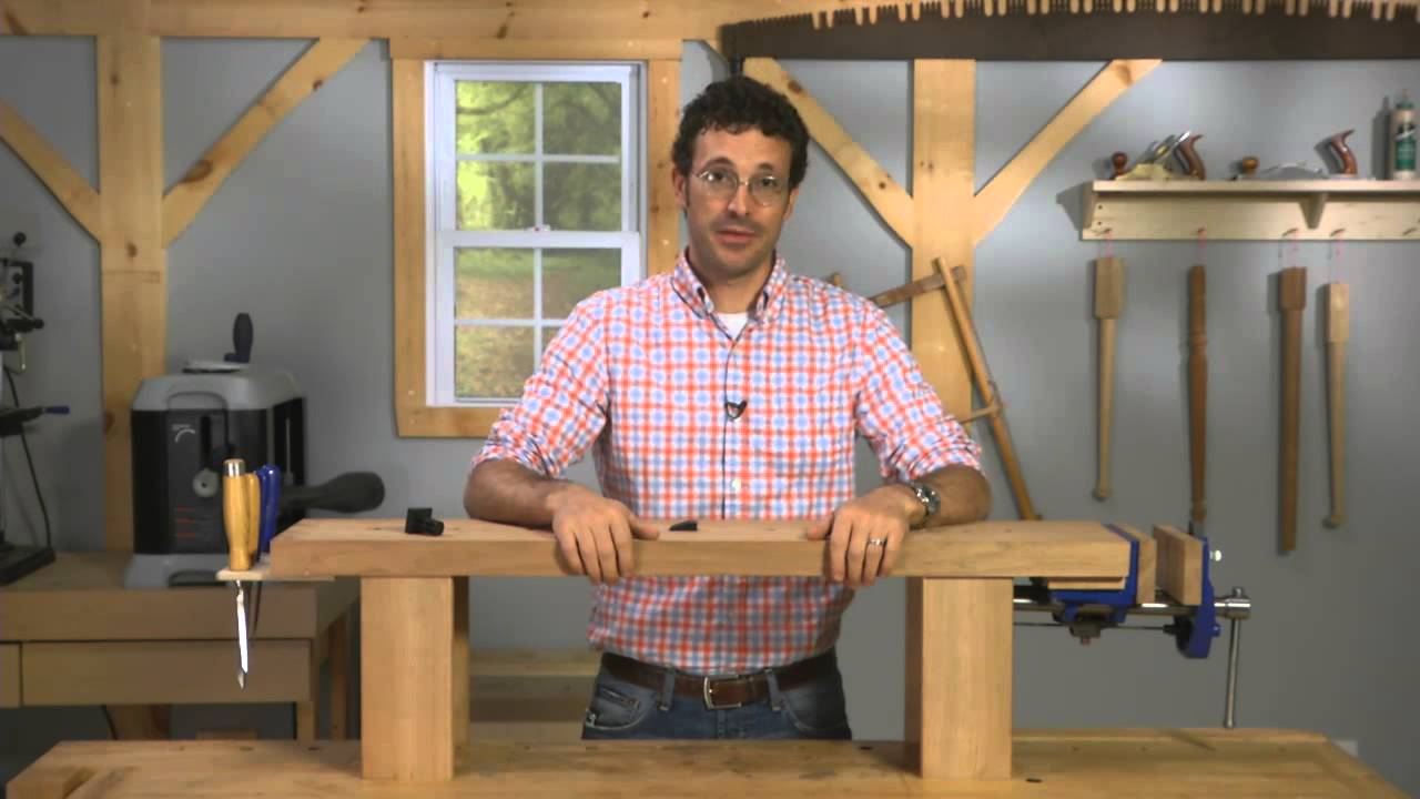 Mini Workbench Makes Detail Work Easier - YouTube