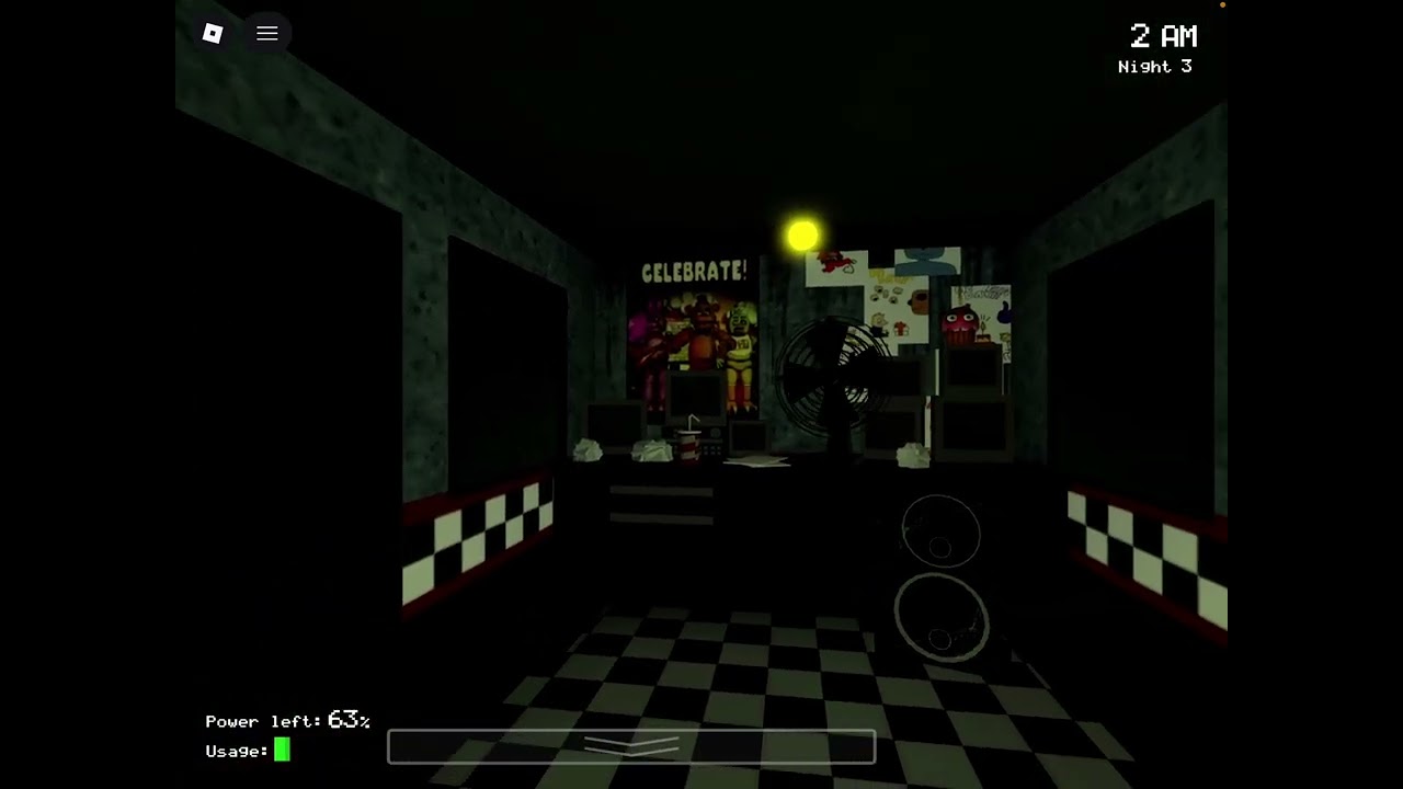 Playing off brand fnaf 1 on Roblox 