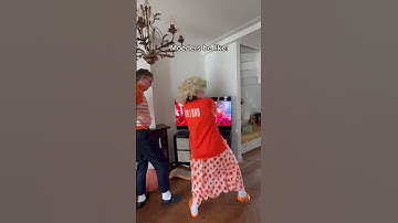 EK hit WE ZIJN ERBIJ 🧡⚽️ Is jouw moeder zo: ja of nee 👇🏻😜 || Esmee Joanna & Adje