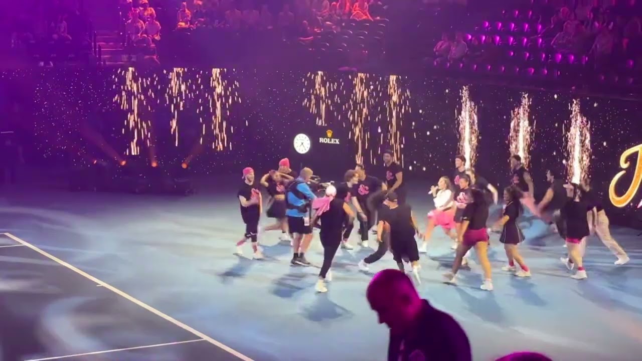 The cast of & Juliet performing at the opening of Australian Open Women’s Semifinal 2023 🔥