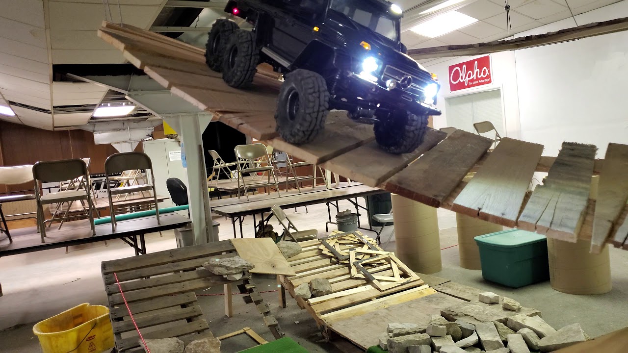 Hobbytoun usa oshkosh WI in door crawl course