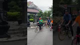 Romo Soerya Respationo Bersepeda utk menjaga imunitas tubuh.