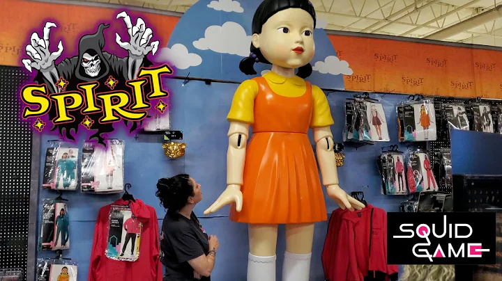 Squid Game Doll Giant Animatronic Prop at Spirit Halloween 2025 / Walkthrough Shopping Tour Video 4K