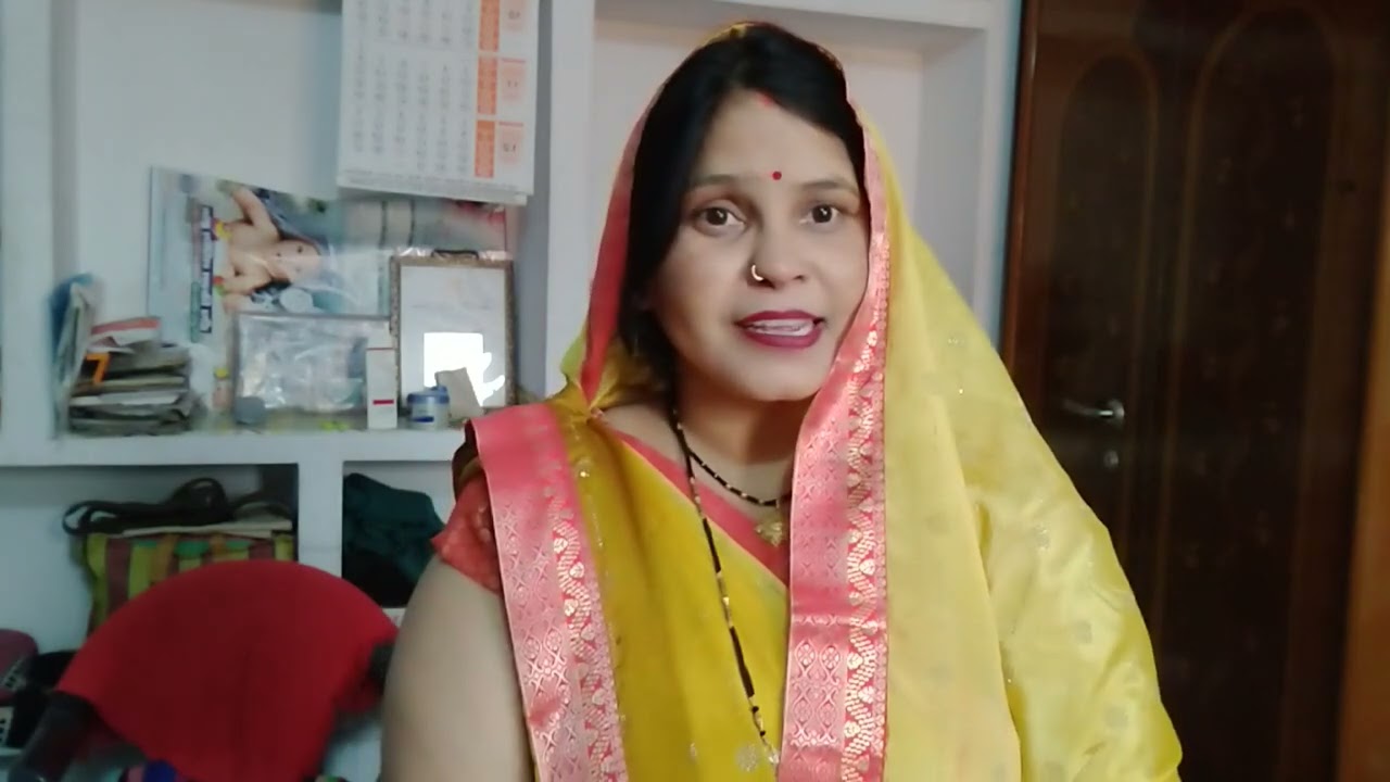 पुजनवा की है तुलसी के दियना जलाई के तुलसी पूजा गीत चैनल को लाइक करेंजरूर