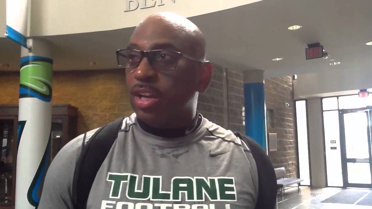 ⁣Tulane football coach Curtis Johnson called DE Tyler Gilbert's Tulsa game