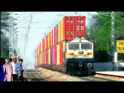 Thumbnail for भारत का एकमात्र दो मंजिला कंटेनर रेलवे मार्ग:- DOUBLE vs Single Stack Container train?? WDG-4 Power