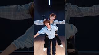 𝗪𝗲 𝗴𝗼𝗻’ 𝗳𝗹𝘆🪽 with #AEN #KAIRA 님 #IDID #PARKWONBIN #FLY_Challenge