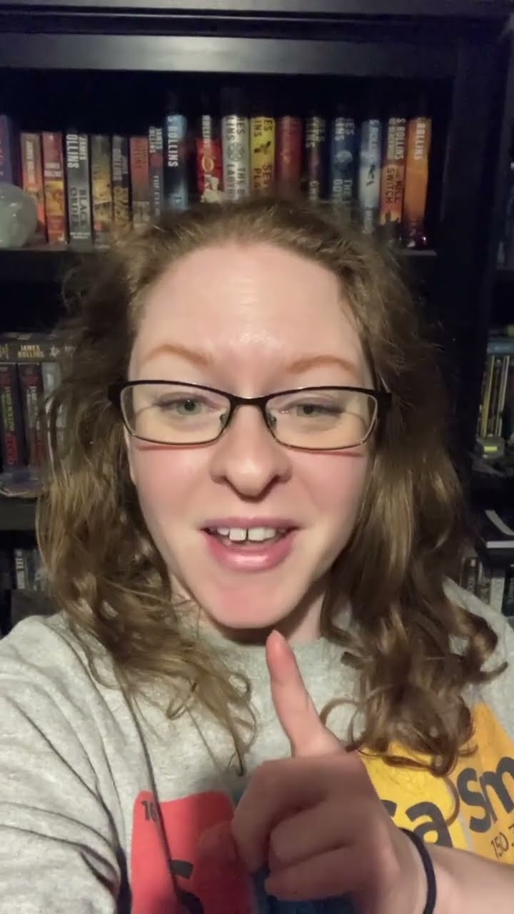 Bookish pet peeves! What are yours? - YouTube