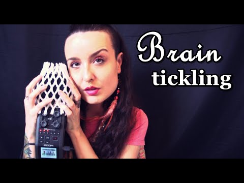 ASMR BINAURAL 🎧 CÓCEGAS NO CEREBRO PRA RELAXAR E INDUZIR O SONO - Massagem cerebral (Brain tickling)