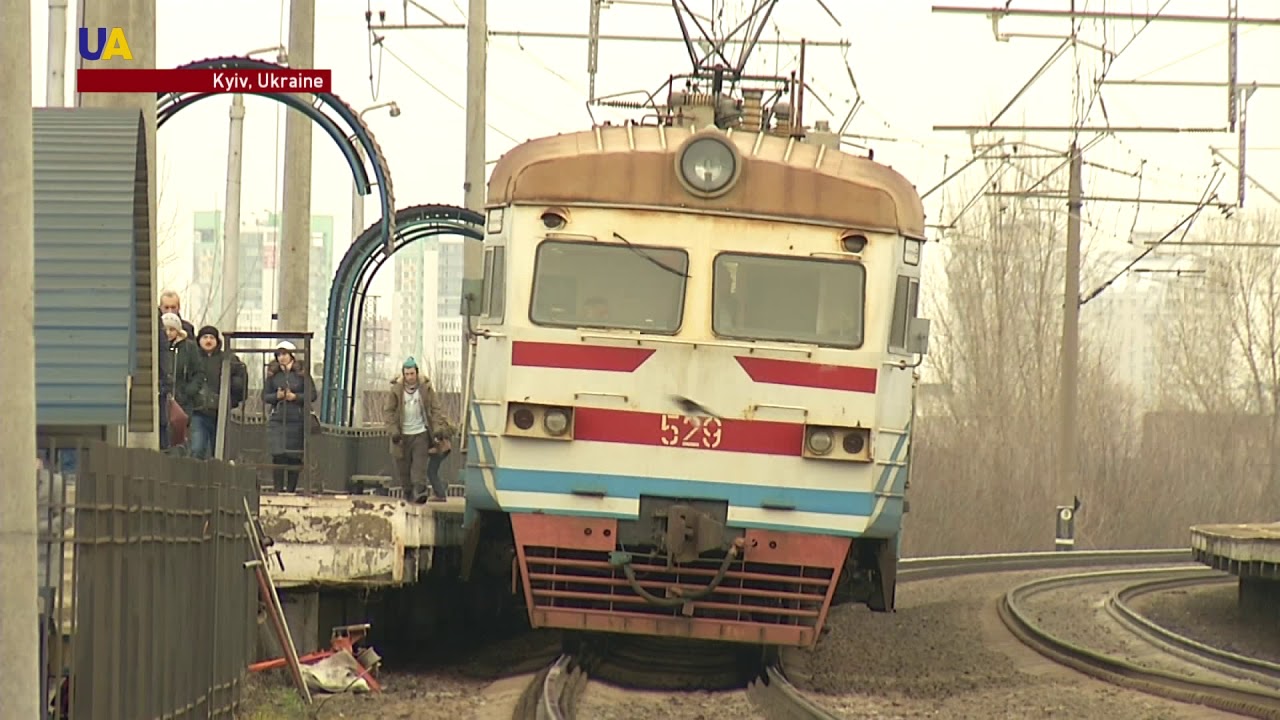 Ukrainian High School Student Invents Railroad Solar Panels