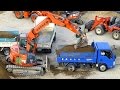 吹田市高野台 2t級ダンプにユンボで土砂の積み込み かなり大盛り？