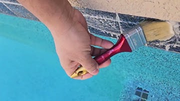 Cleaning Pool Calcium Build Up