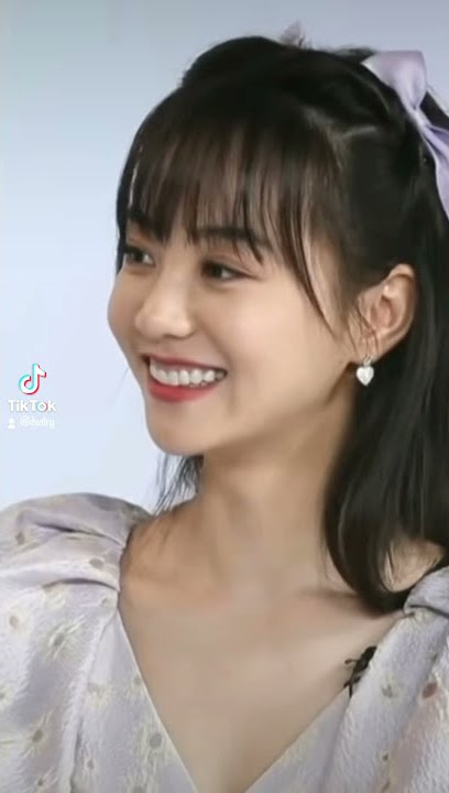 Miles just focus on Yixuan [  Hu Yixuan Miles Wei Sun Sicheng ]