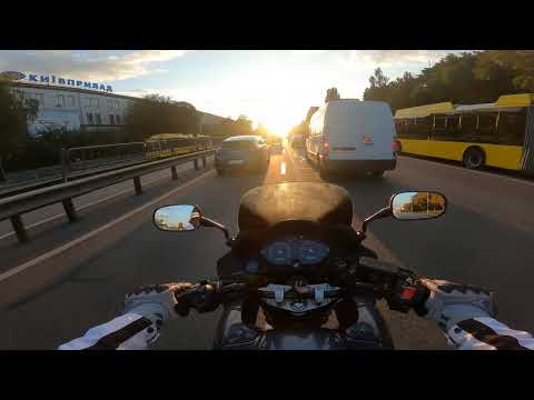 Honda CBF600S on city streets Part 88