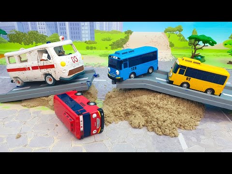 Мультики про машинки - мультики для детей с игрушками -Как маленькие автобусы спасают день в городе?