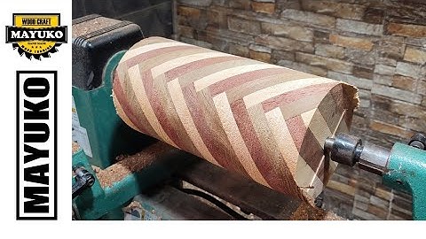 HERRINGBONE VASE, woodturning