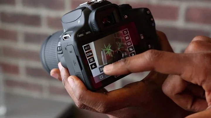 Canon EOS Rebel SL1 / 100D