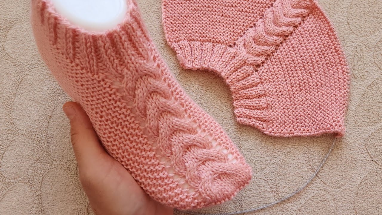 Burgu desenli dikişsiz iki şiş bot patik ✅️ #dikişsizikişişpatik ✅️ @divapatik