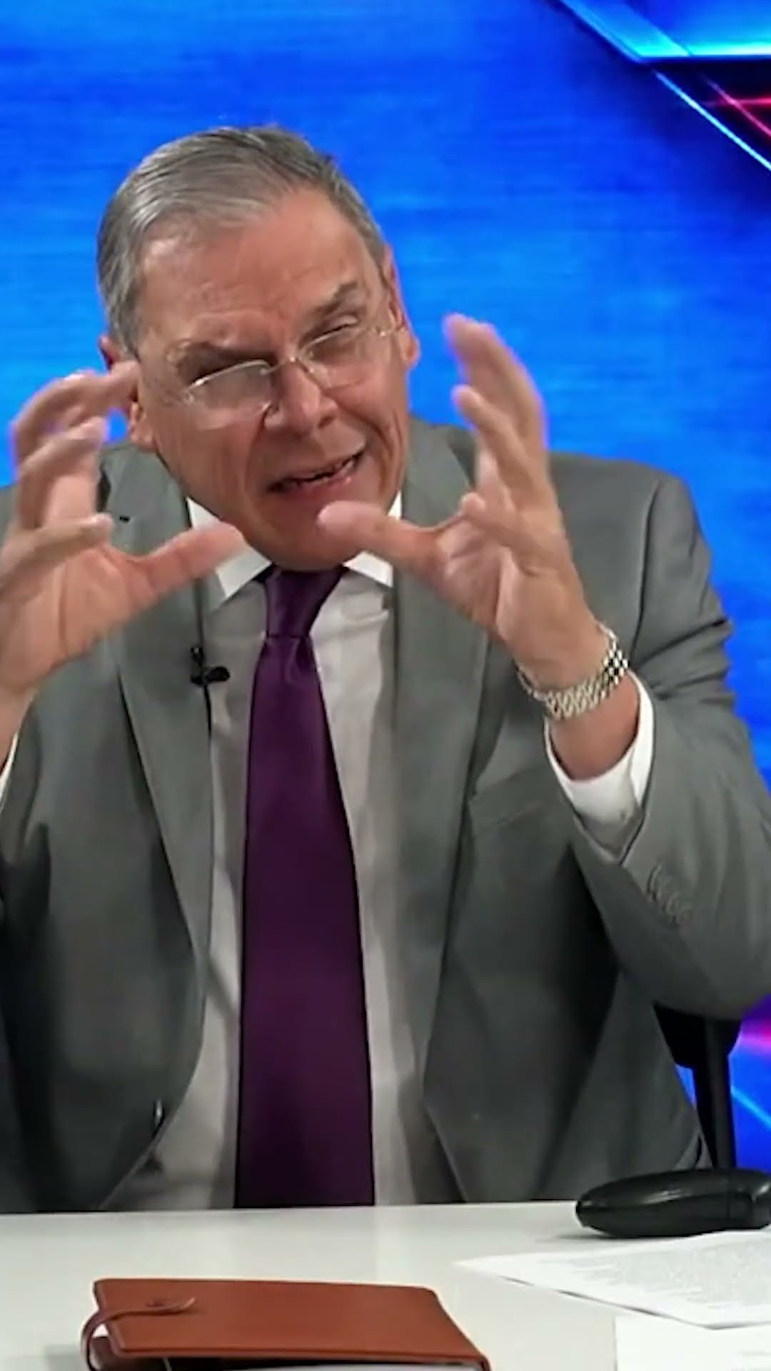 6- ¿TRUMP QUIERE O NO A MARIA CORINA? Claves de una llamada telefónica.