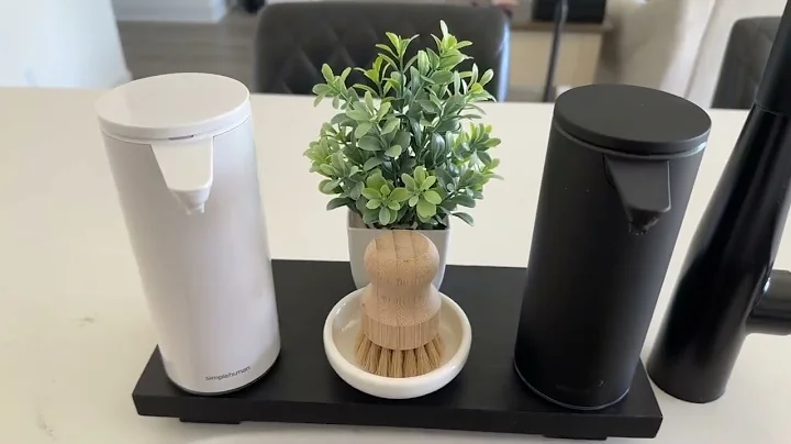 simplehuman 9 oz  Touch Free Rechargeable Sensor Liquid Soap Dispenser Pump Review