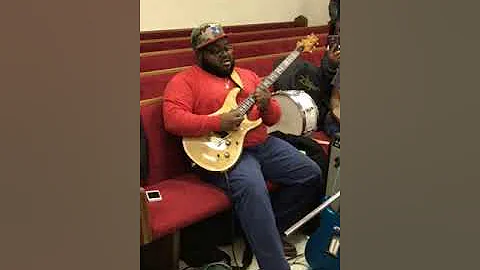 My friend Justin Gray *killing* this groove !!!!!