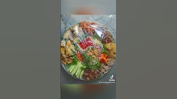 cỗ lá dân tộc mường hoà bình quê em mời các bạn thưởng thức ah