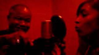 Kiv & Ylla in studio clip