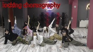 dance up locking choreography