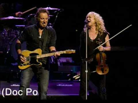 Bruce Springsteen Save the last dance for me
