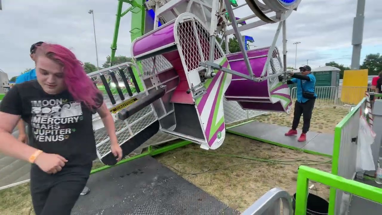 Мы с моим другом Брэндоном отправляемся на вечеринку в стиле «молния Ливония» (предупреждение о с...