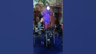 pak Tani Neo Jibles perform di Be Ge Homrstay