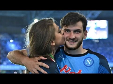 “ერთად ბევრი ცუდი მომენტი გამოვიარეთ” - რას წერს კვარაცხელია ოჯახზე და მეუღლეზე