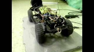 Controlling the stability of a RF car using an Arduino + Accelerometer
