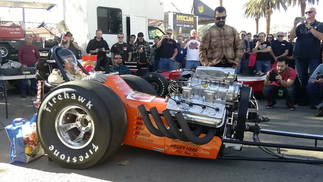 Cackling pipes at Pomona National Roadster Show January 2017 YouTube