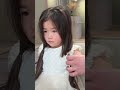黙り込んでいるかわいい女の子、、、本当の姿に覚醒⁉️
