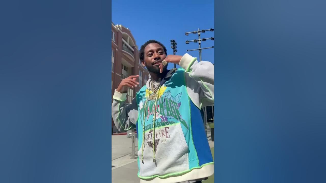 When Wayne catches FLO with her girlfriend! Kountry Wayne YouTube