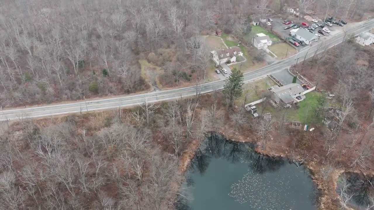 889 Green Pond Road Property